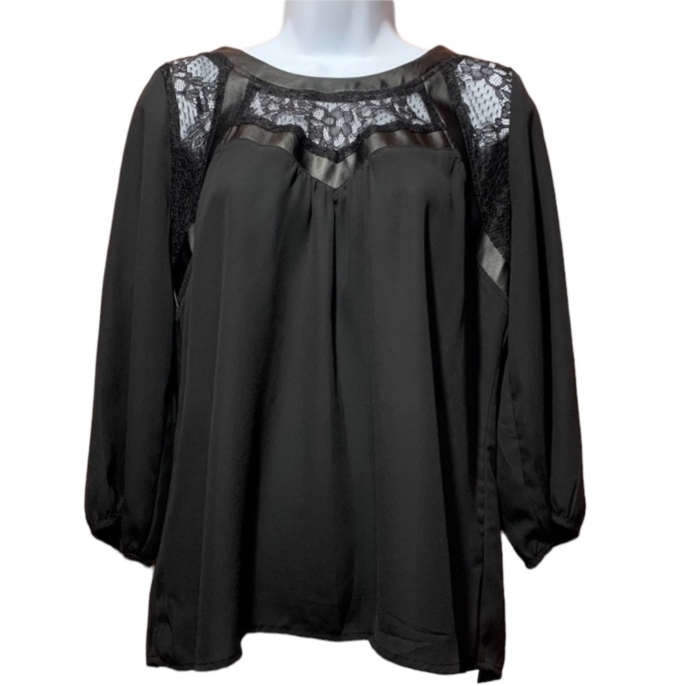 Skies Are Blue Lace & Faux Leather Detail Black Long Sleeve Blouse Medium